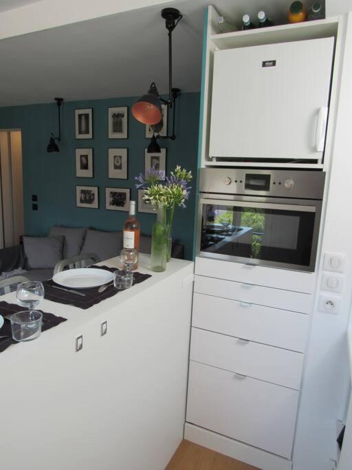Homelivia, Lovely One Bedroom Flat Place Garibaldi Et Port Apartment